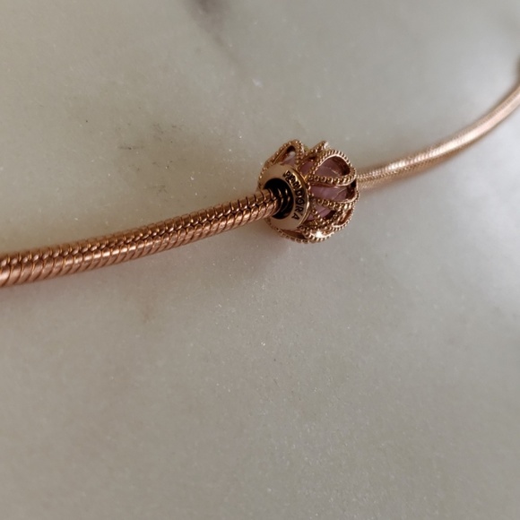 Pink Intertwining Charm - Picture 5 of 6